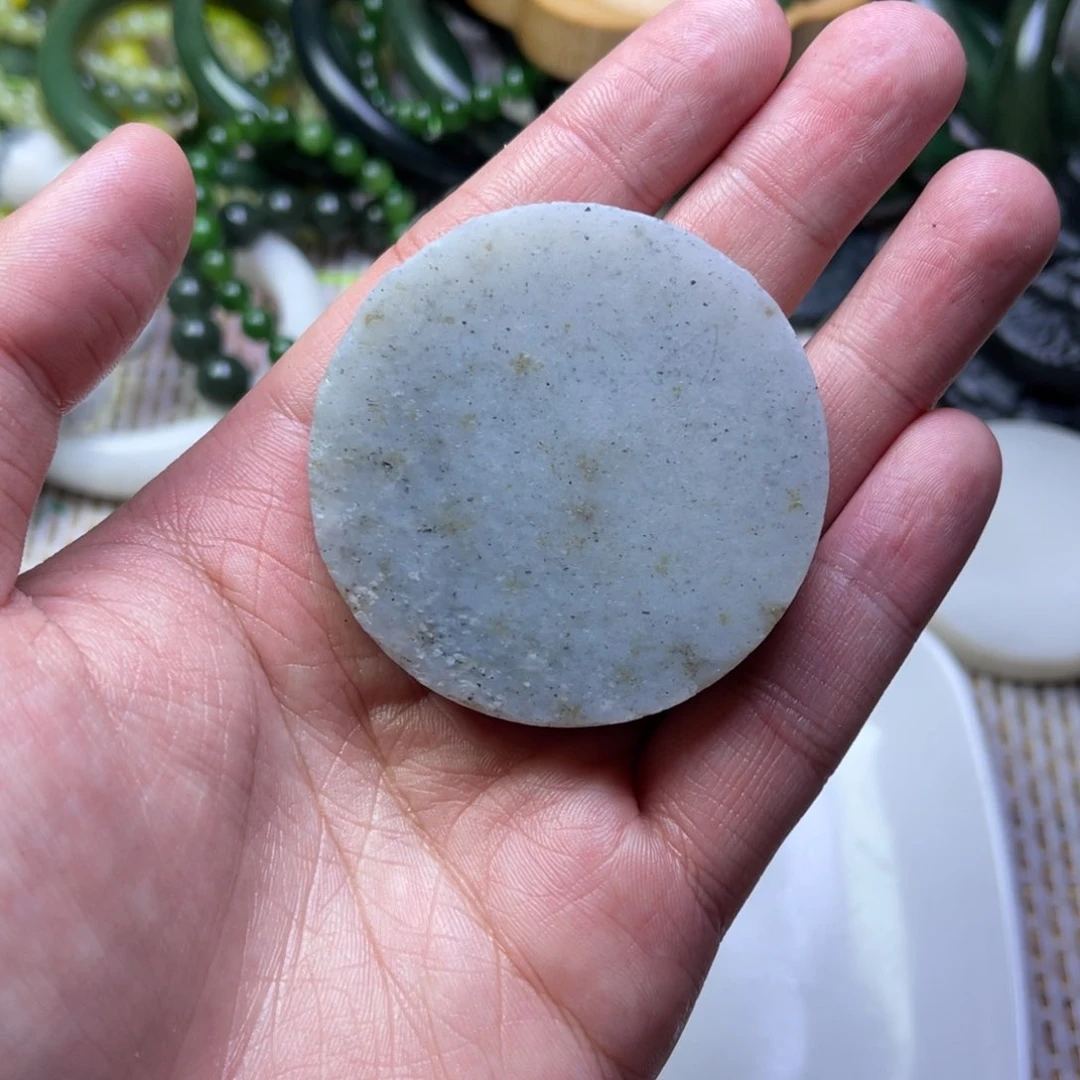 未镶嵌和田玉珠宝半成品