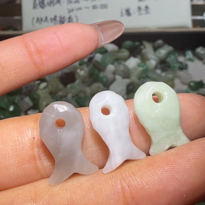 和田玉未镶嵌珠宝半成品