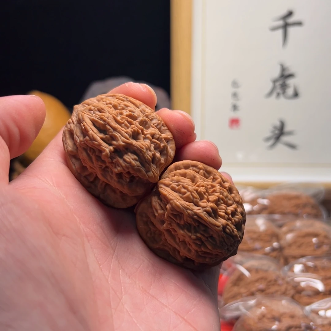 林***崽吊坠文玩核桃虎头