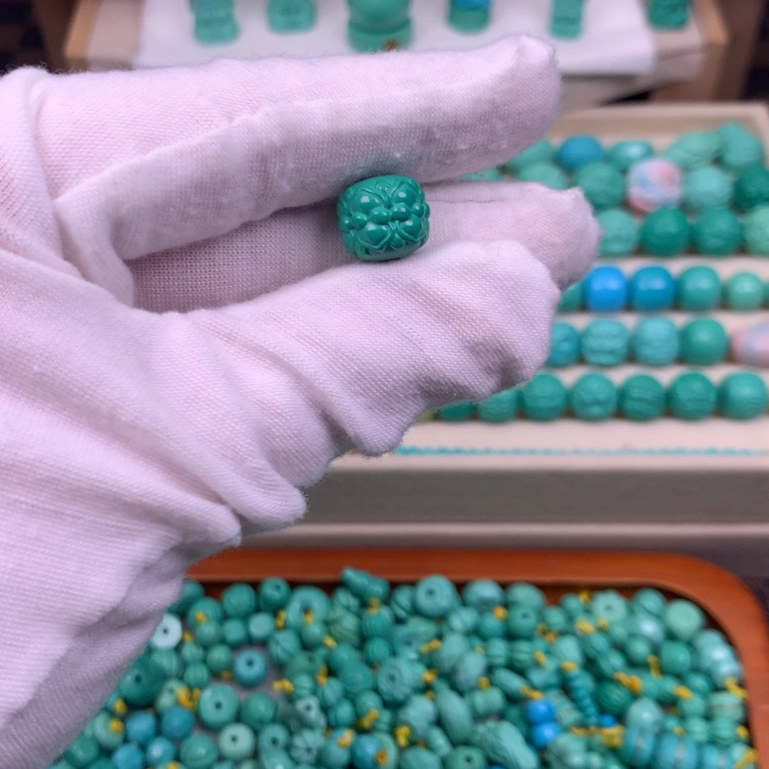 湖北精品并蒂莲花11mm