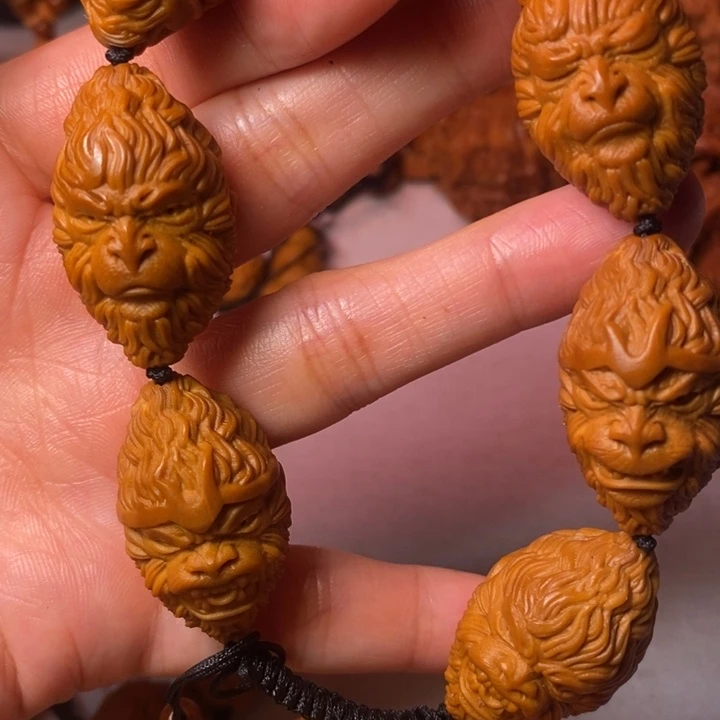 橄榄核齐天大圣孙悟空