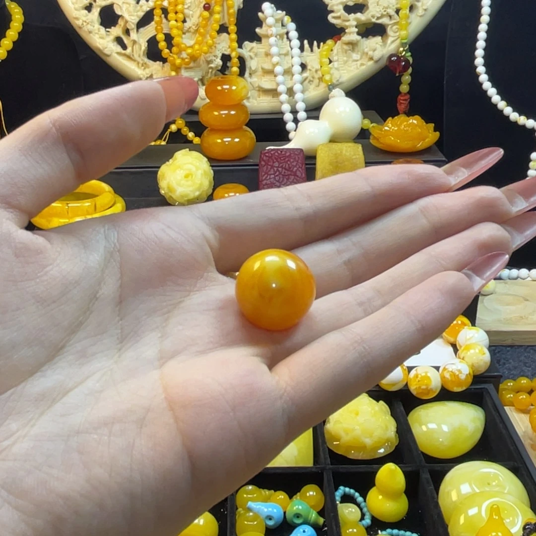 冷***_鸡油黄老蜡款卡18单株一颗