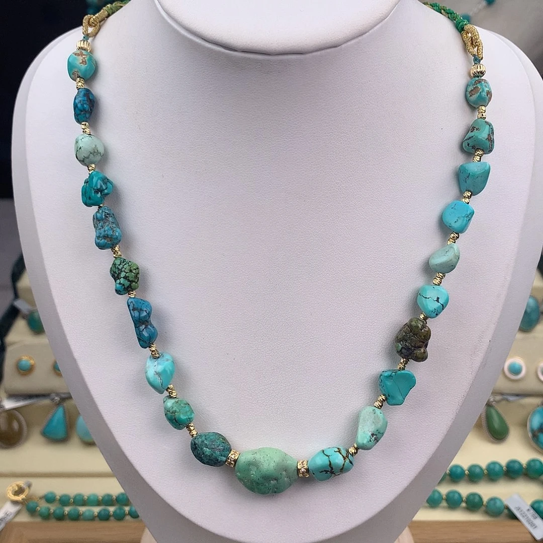 绿松石未镶嵌颈饰