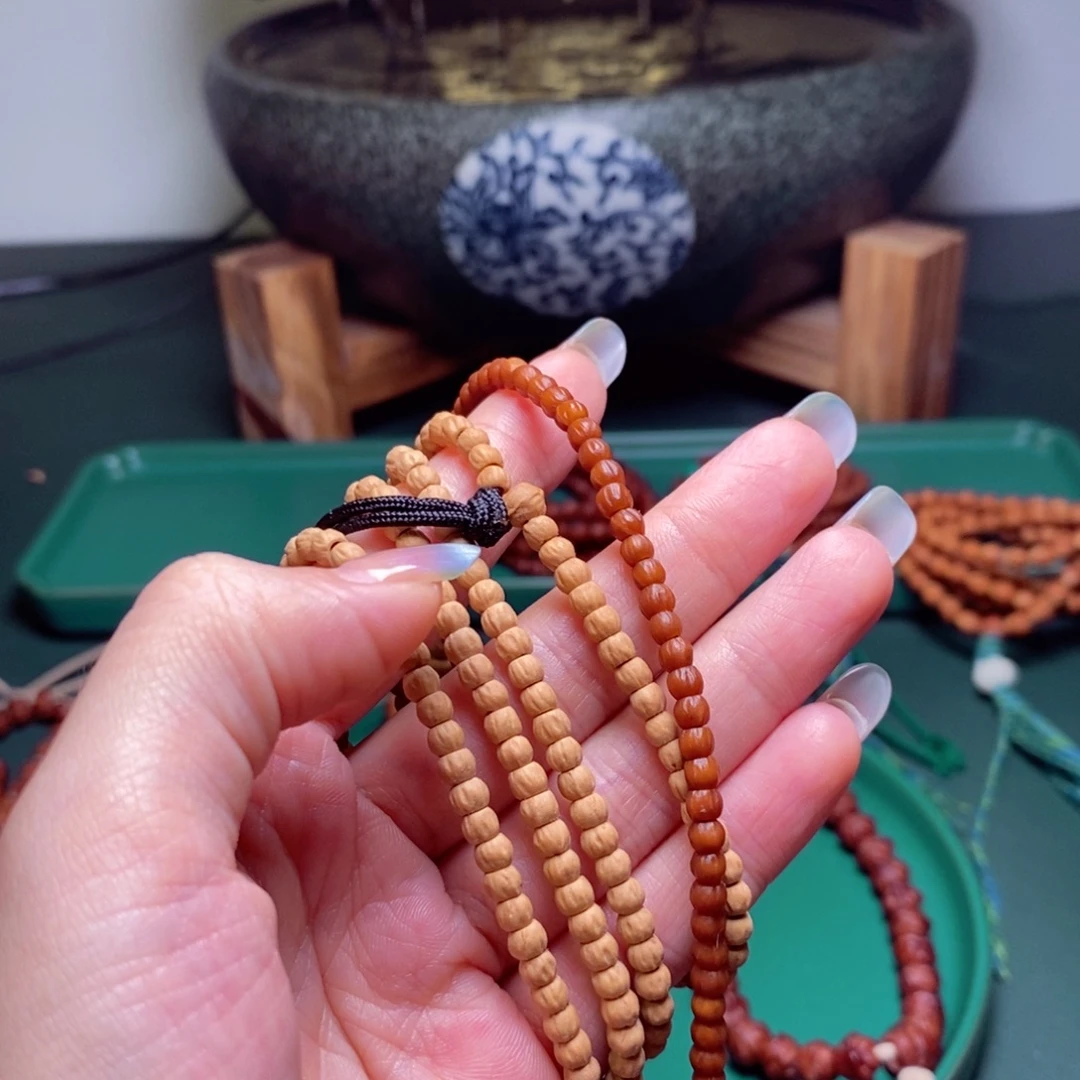 柏香籽/百香籽吊坠128.8米粒