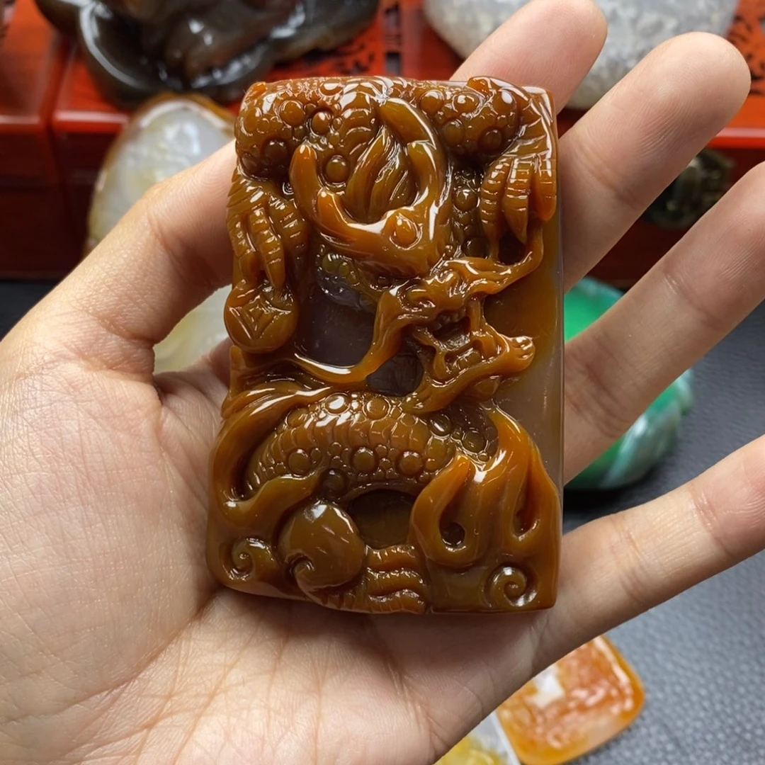 玛瑙/玉髓未镶嵌珠宝奇石