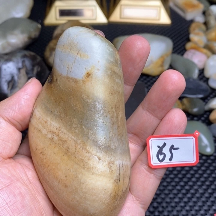 未镶嵌和田玉把件65