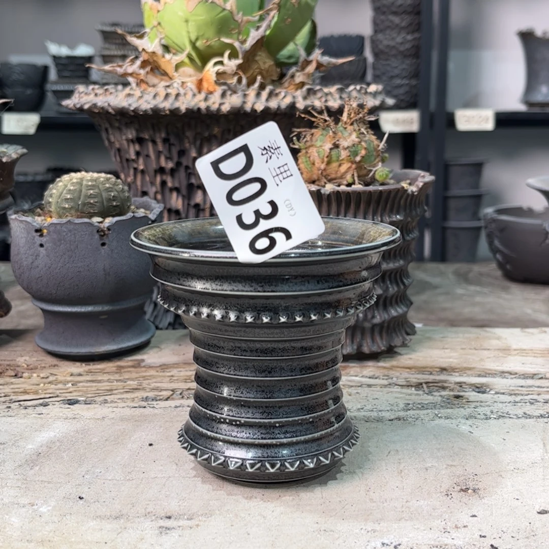 陶内口10高9.5瑕疵