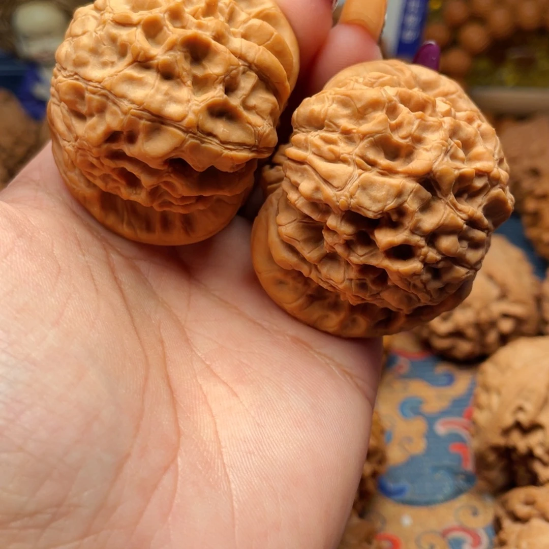 吊坠文玩核桃糯***团龙鼎