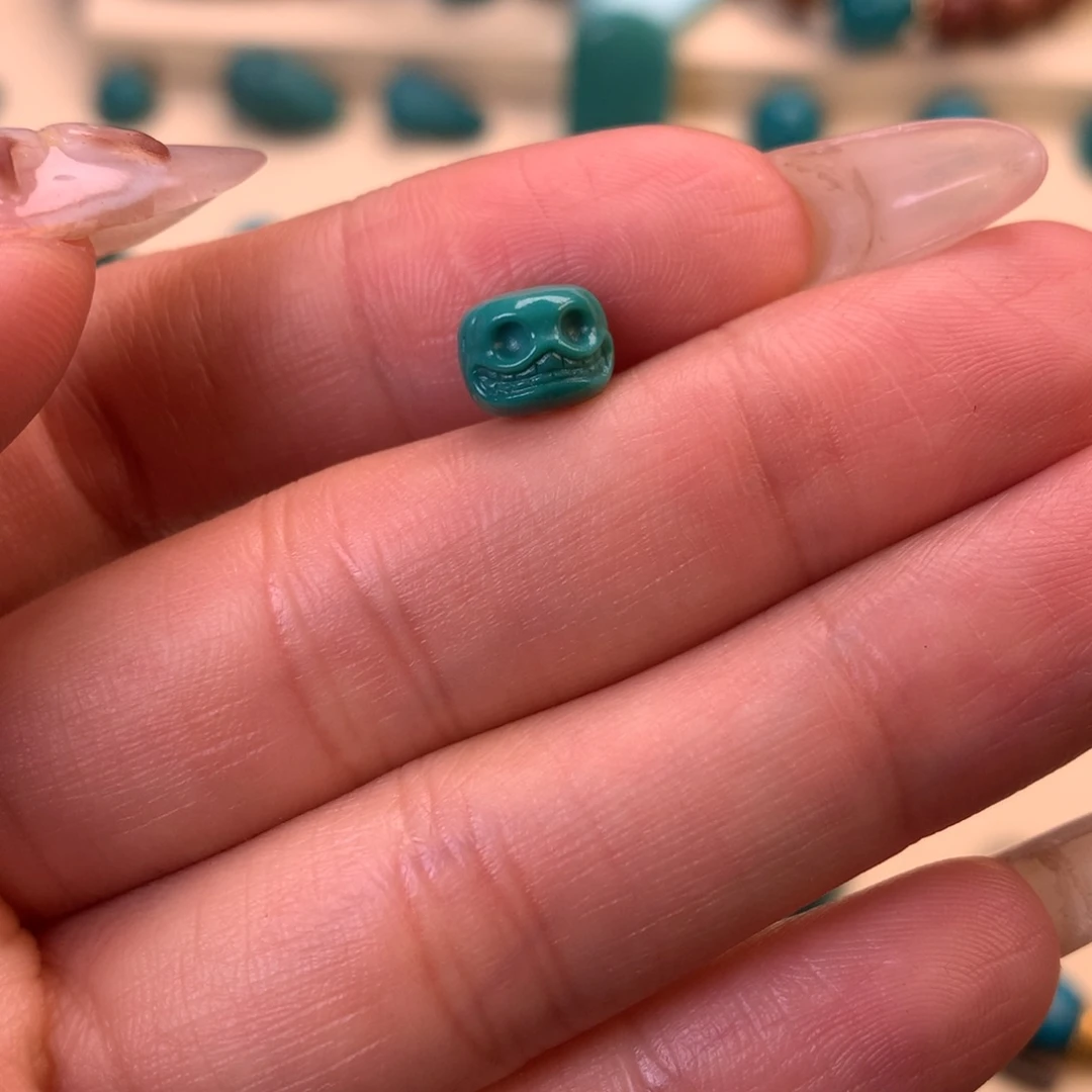 绿松石无未镶嵌7.8X6.2尺寸 微瑕