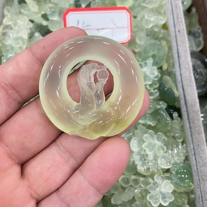 蛇纹石玉合金颈饰