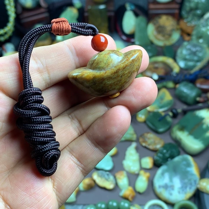 岫岩河磨玉（透闪石质玉）未镶嵌吊坠(赠链)