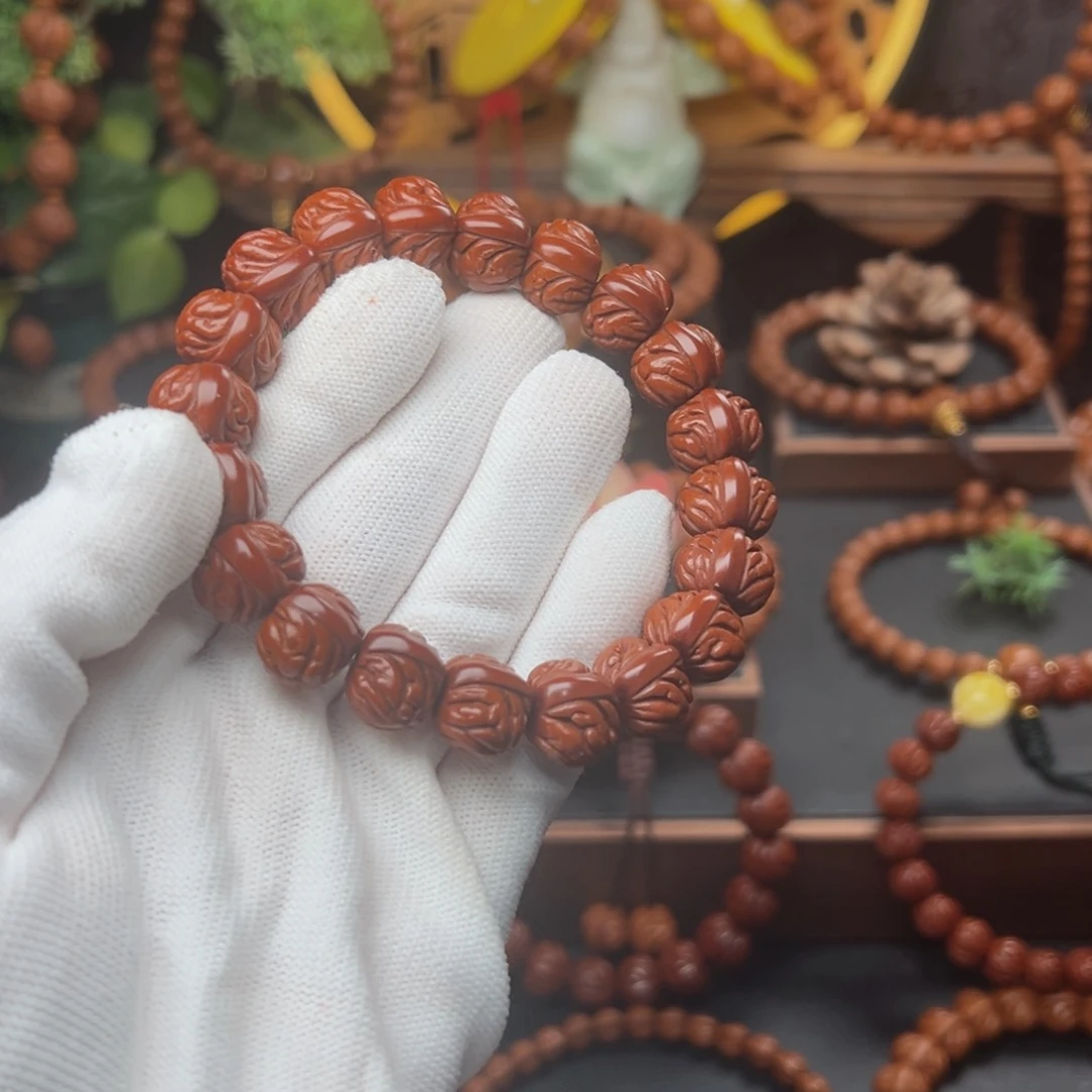 吊坠桃核@*哥1.4盘龙爆肚回血串