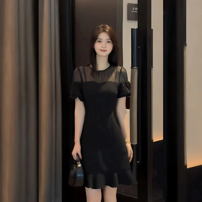 赫本风小黑裙短袖连衣裙2025夏季新款高级感短裙法式气质裙子女装