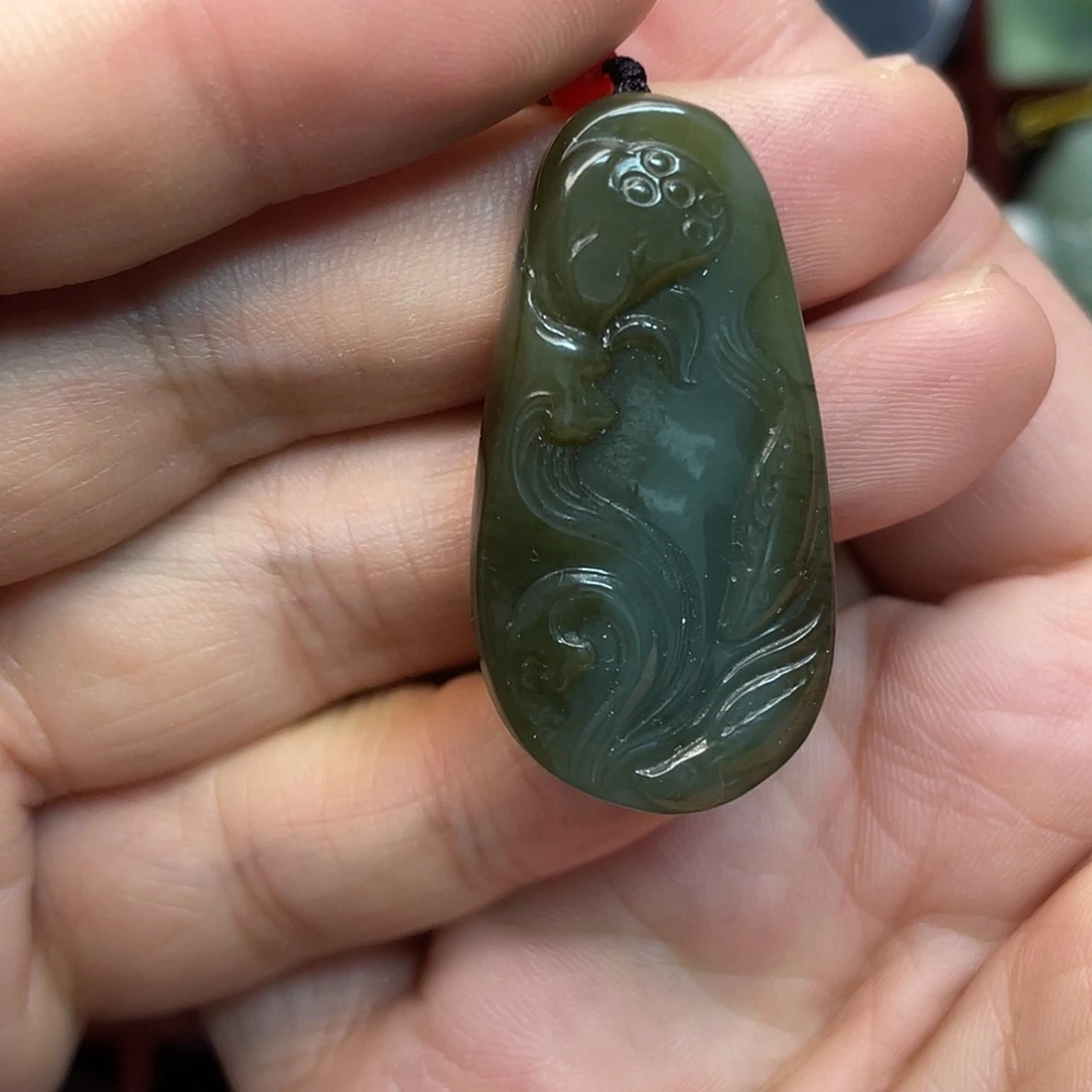 和田玉（糖玉）未镶嵌颈饰