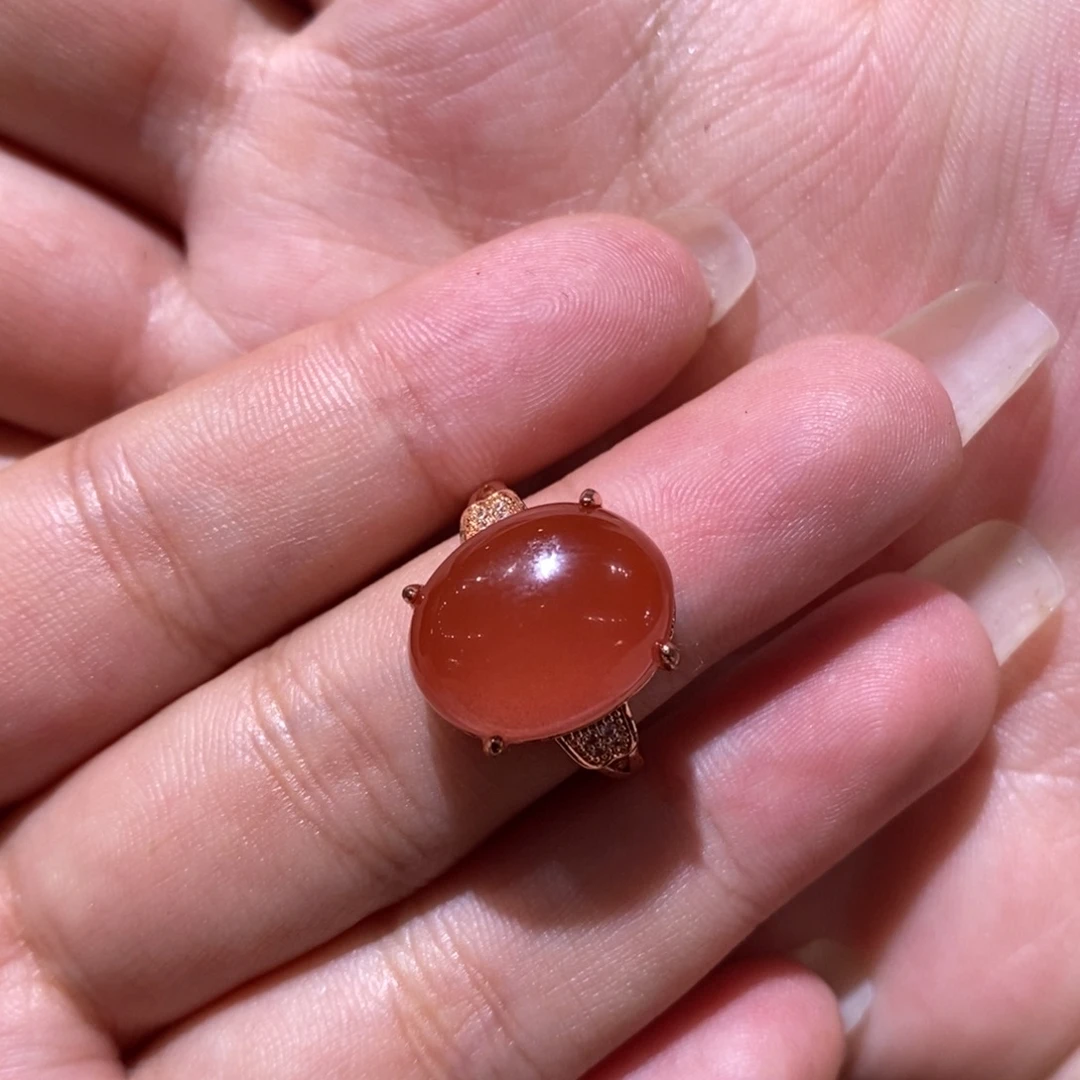恬***嫣南红玛瑙合金戒指