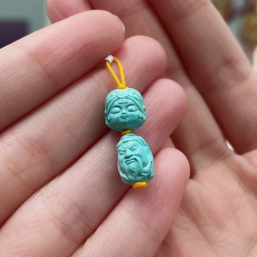 绿松石颈饰未镶嵌