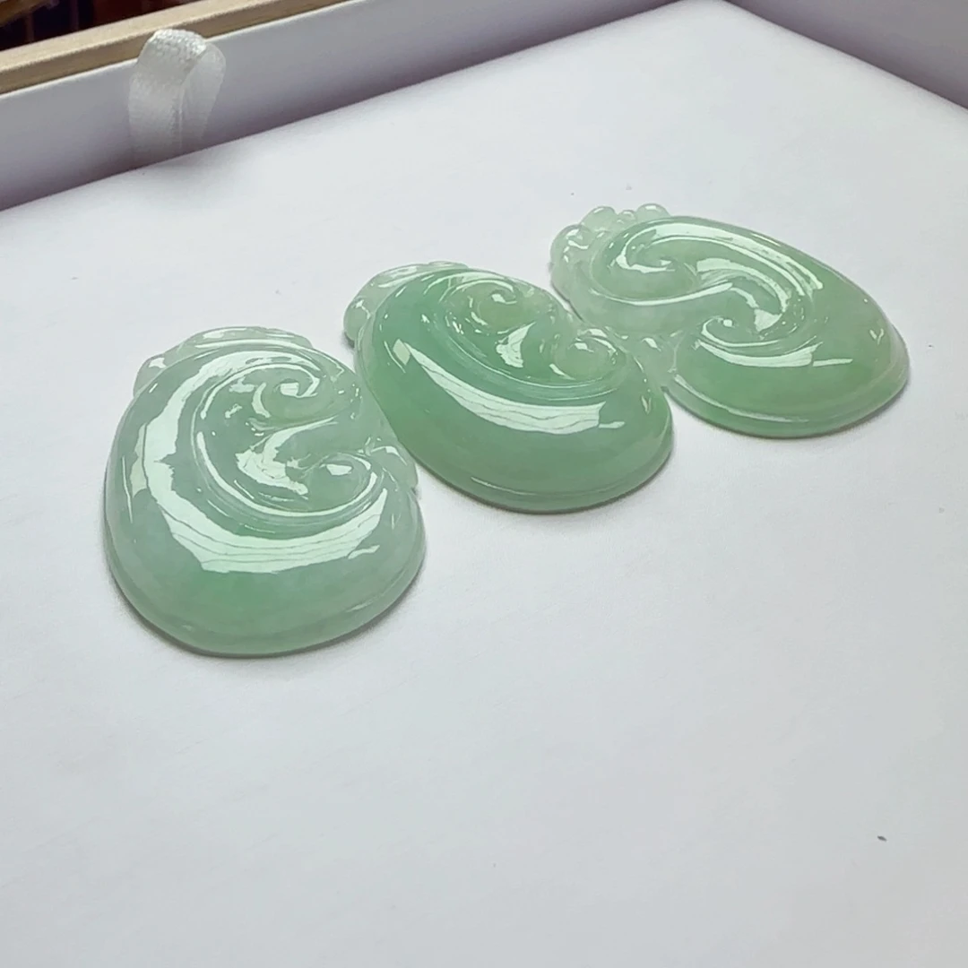 未镶嵌挂件翡翠多样性发其一