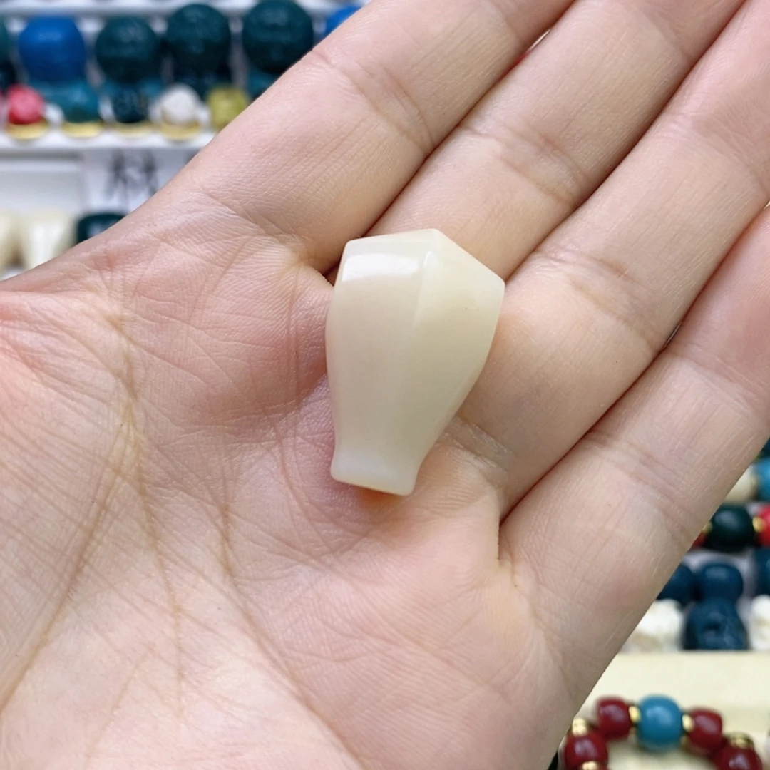 颈饰玻璃16mm白色三通