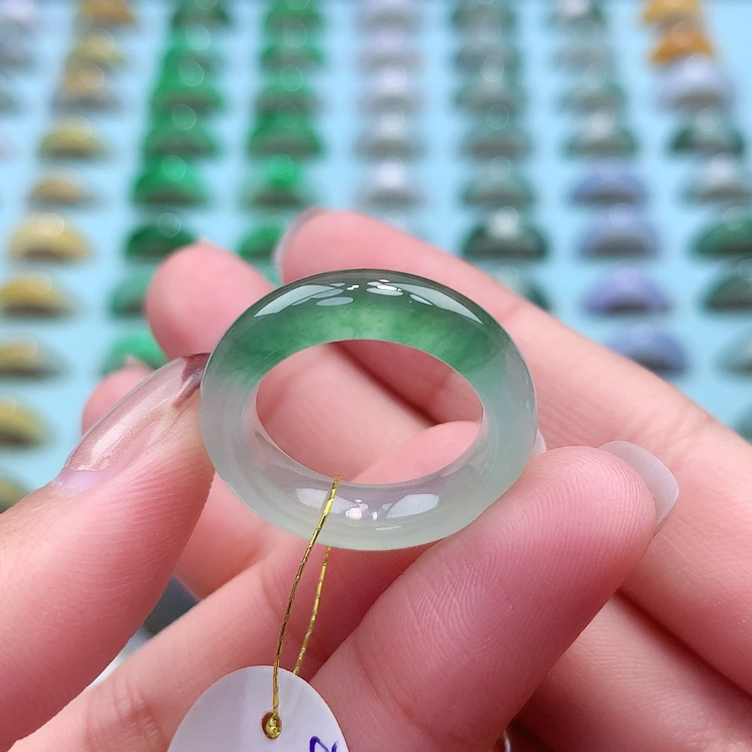 未镶嵌戒指翡翠13圈