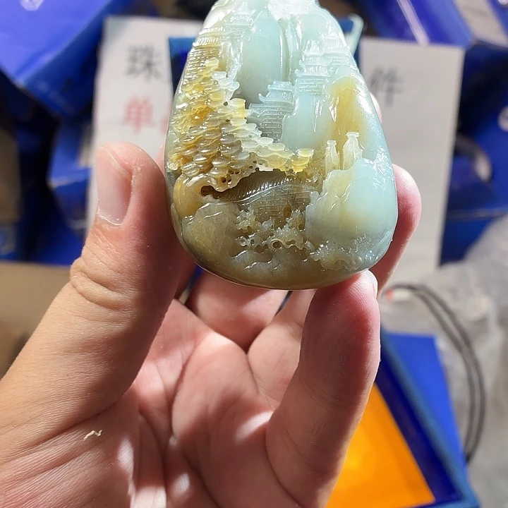 和田玉（糖玉）未镶嵌颈饰