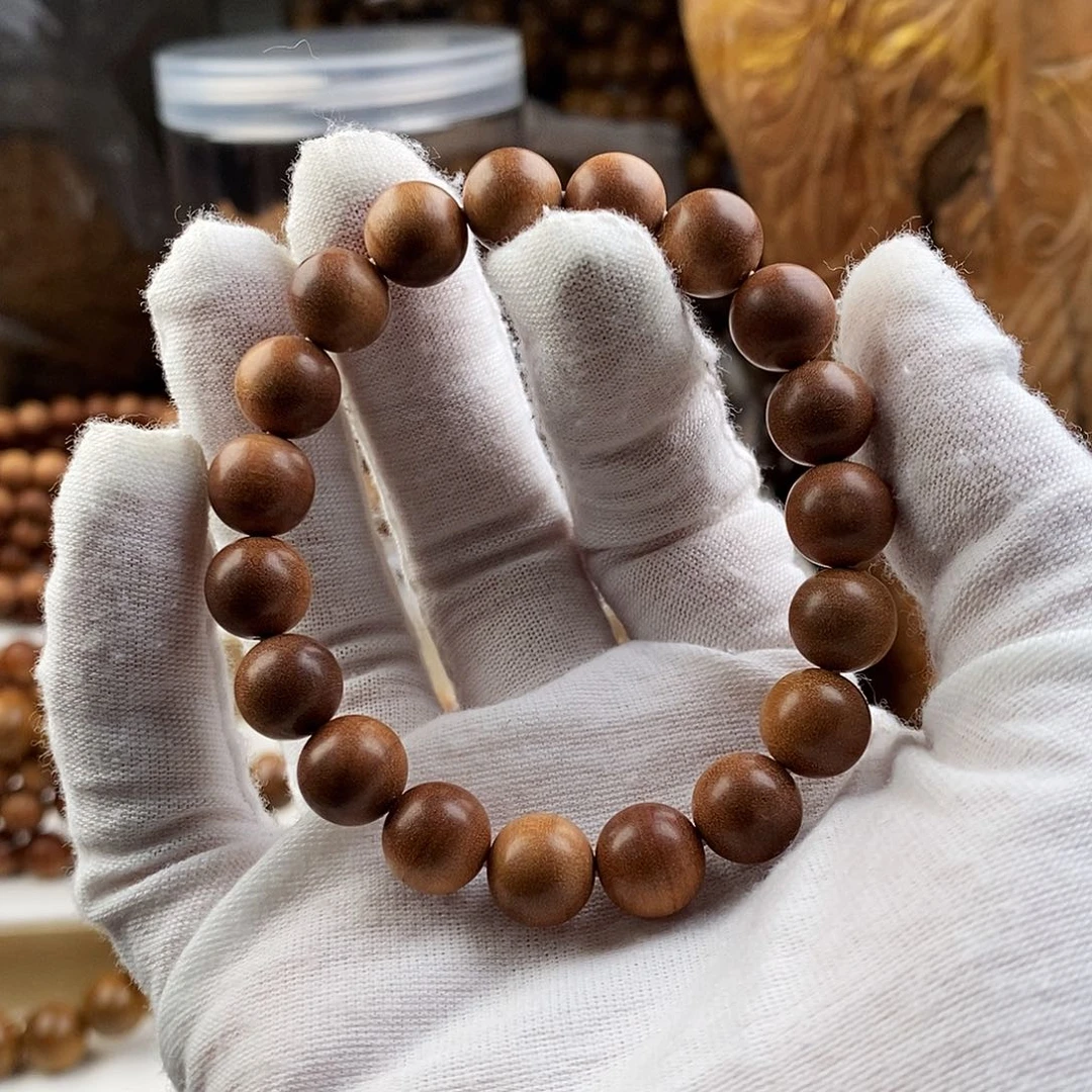 檀香木其他横纹黑肉老山檀香1.0全品