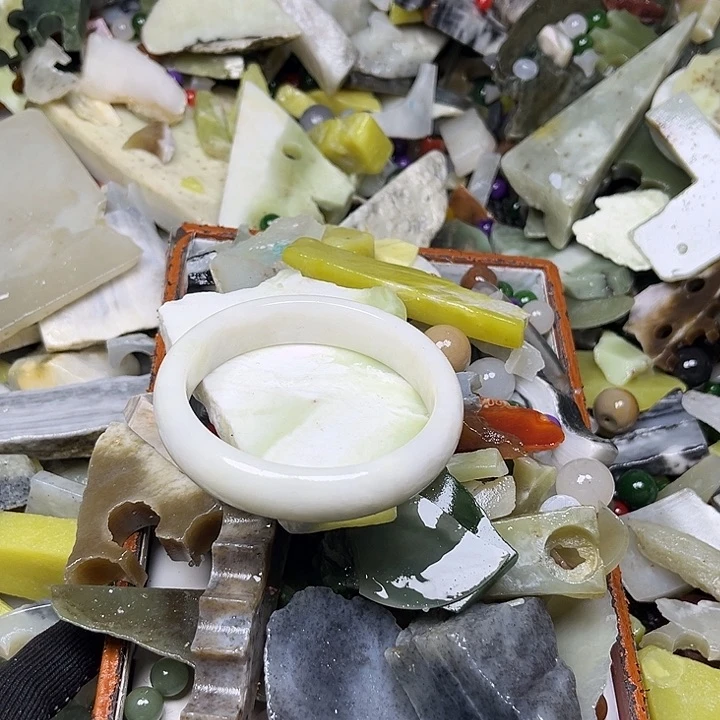 未镶嵌和田玉珠宝奇石迎*