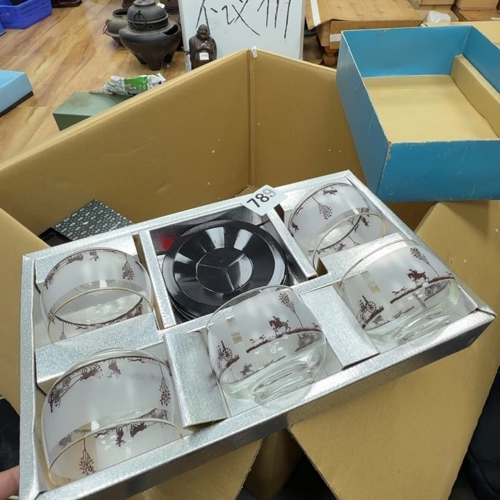 瓷片工艺品摆件瓷器摆件正能量