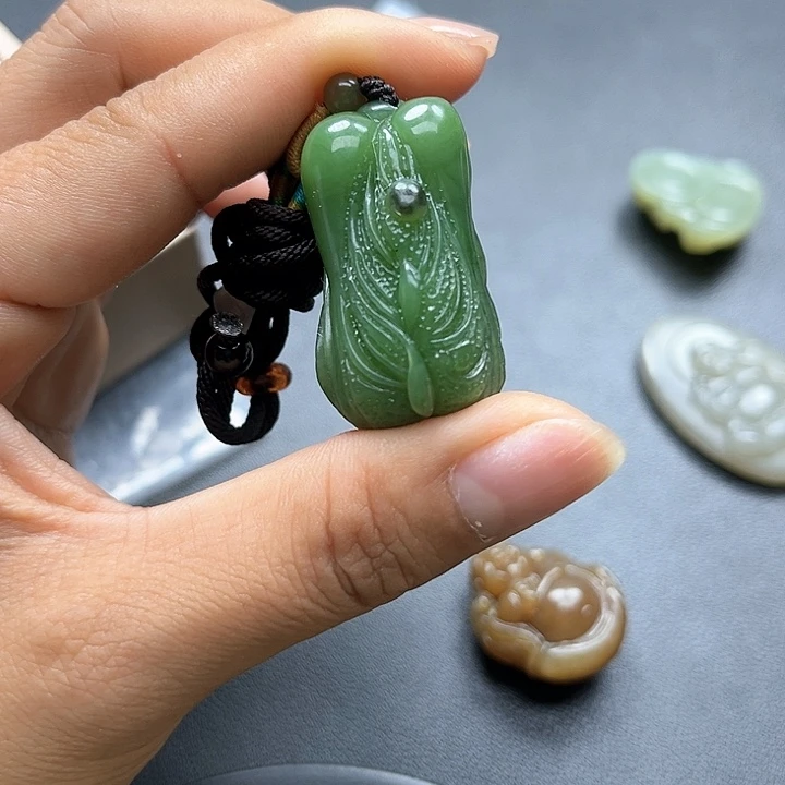 【闪购商品】颈饰未镶嵌和田玉