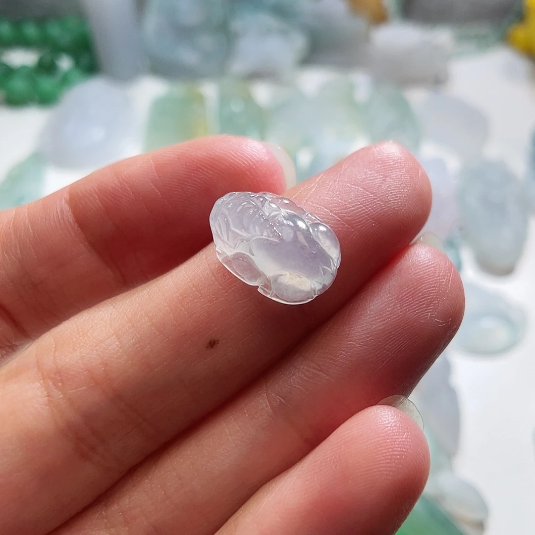 定制翡翠未镶嵌貔貅