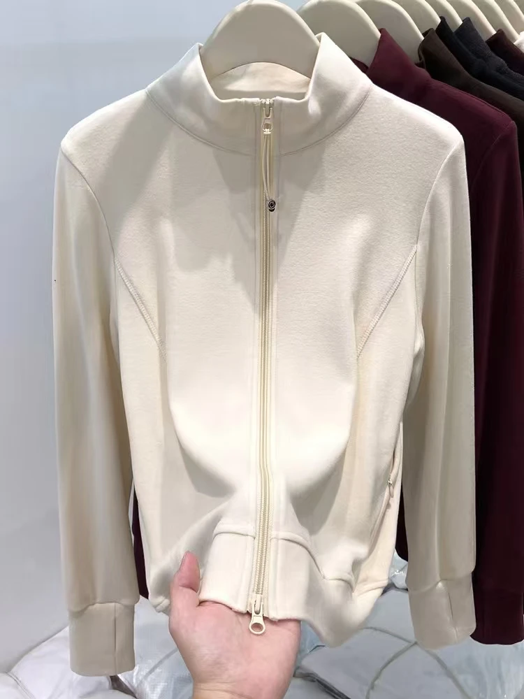 【现5252号 白色两件套上衣】--姐妹服装2店