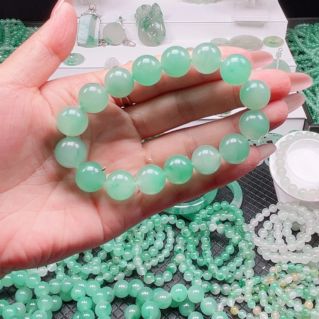 未镶嵌手链石英质玉（非洲翠）