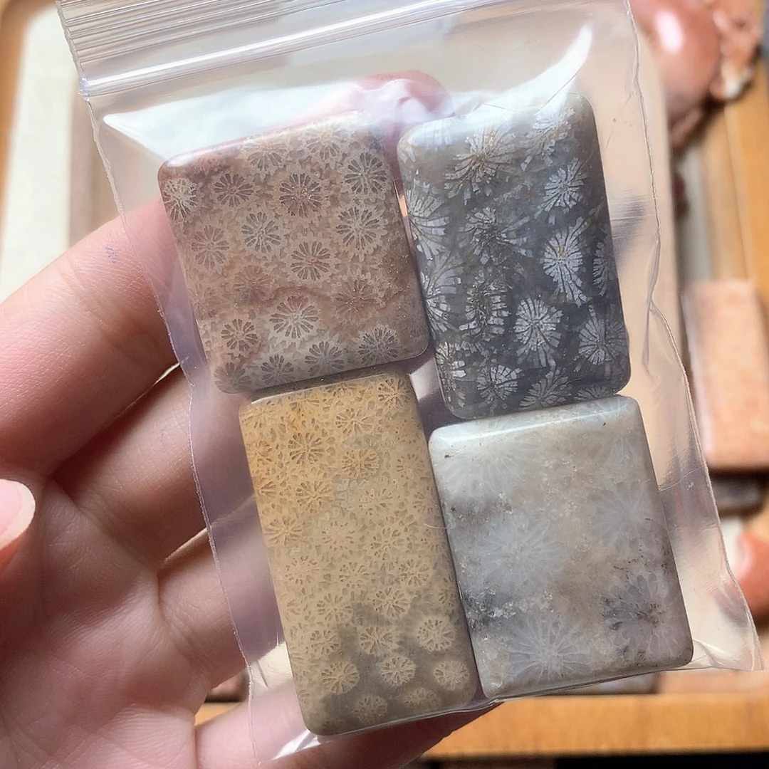 石英质玉颈饰未镶嵌小***y