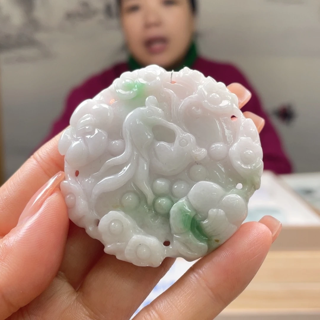 翡翠吊坠(不含链)未镶嵌