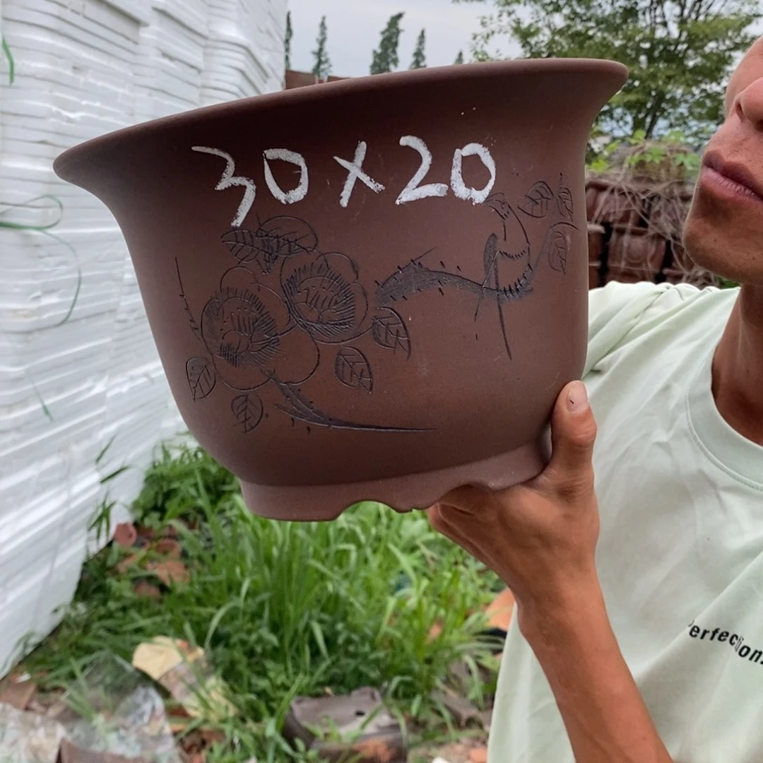 紫砂花盆紫砂器，紫砂器。