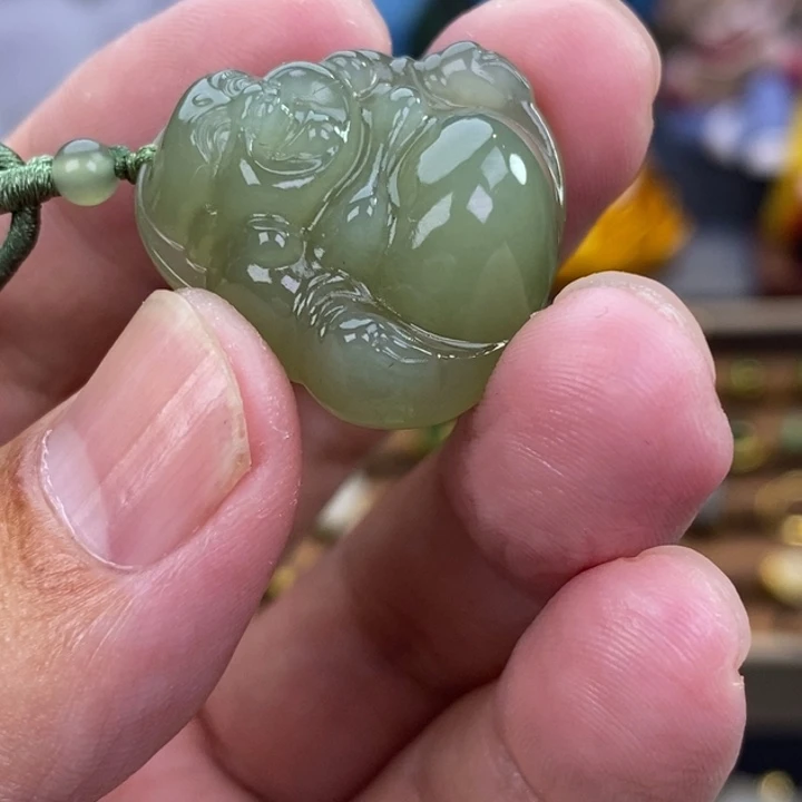 伴***眉和田玉未镶嵌颈饰