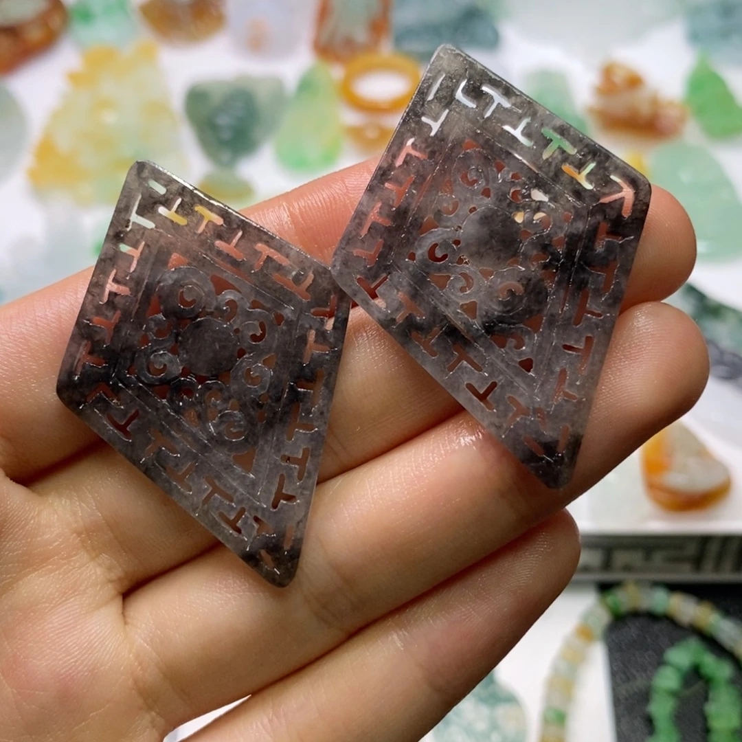 翡翠未镶嵌颈饰耳饰