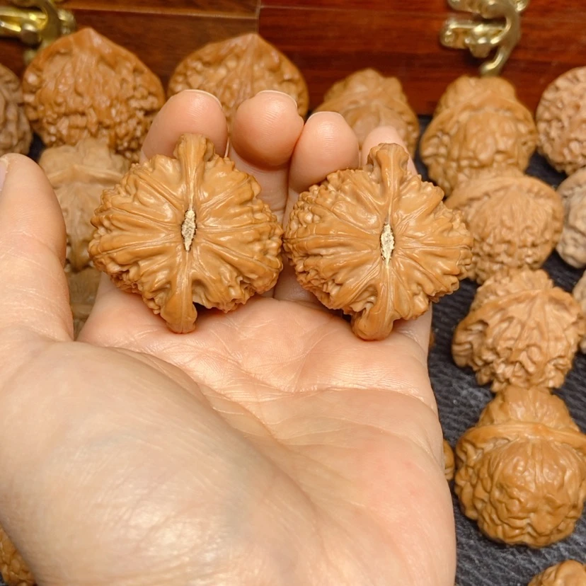 【闪购商品】吊坠文玩核桃S**z白狮子41