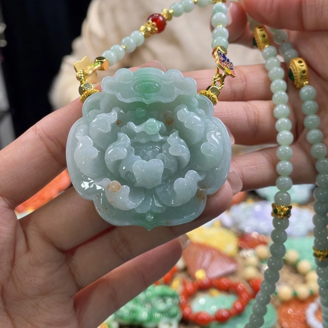 翡翠颈饰未镶嵌代编织