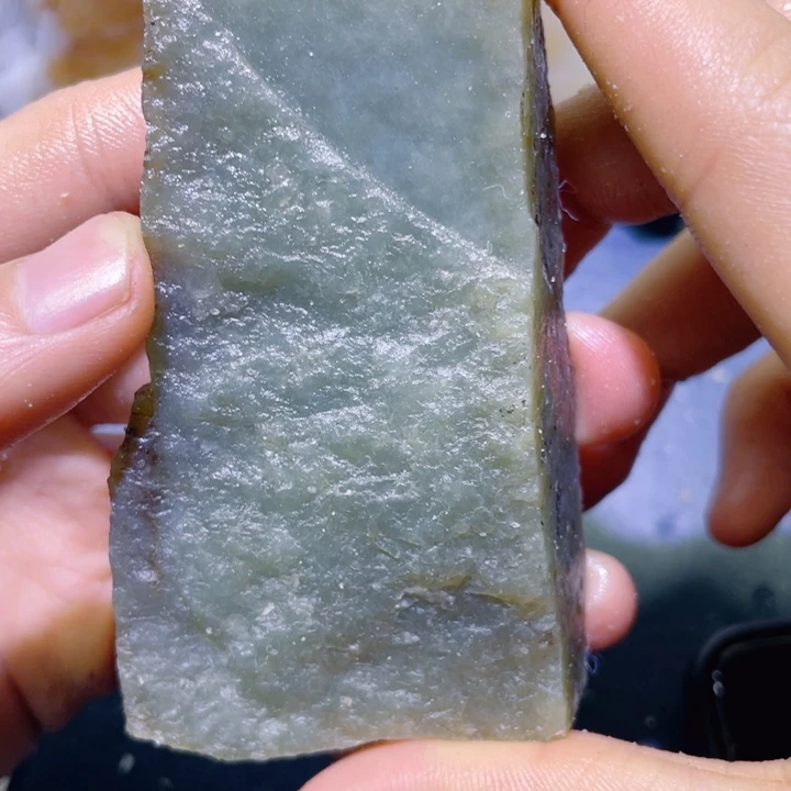 和田玉未镶嵌珠宝半成品