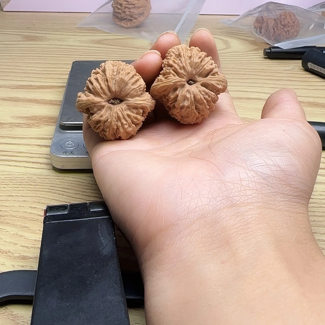 慢***羊桃核吊坠核桃核桃