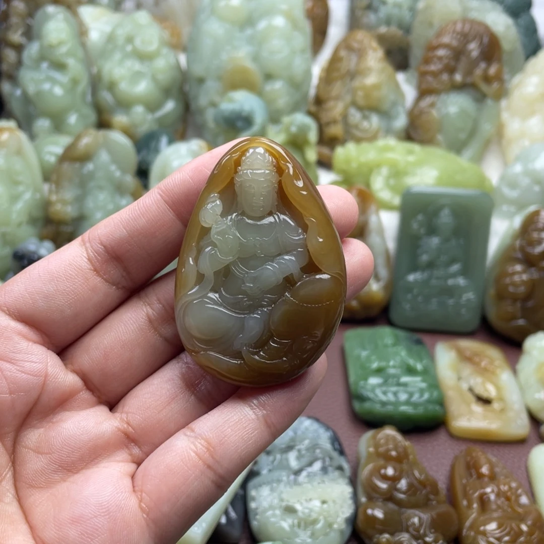 ℘****颈饰未镶嵌和田玉