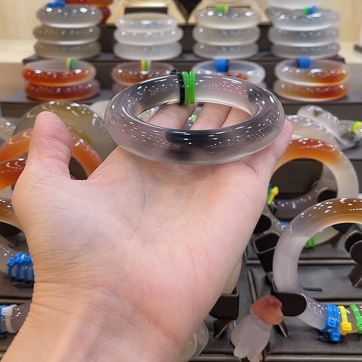 玛瑙/玉髓未镶嵌手镯20