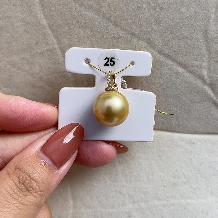 颈饰海水珍珠18K金镶嵌