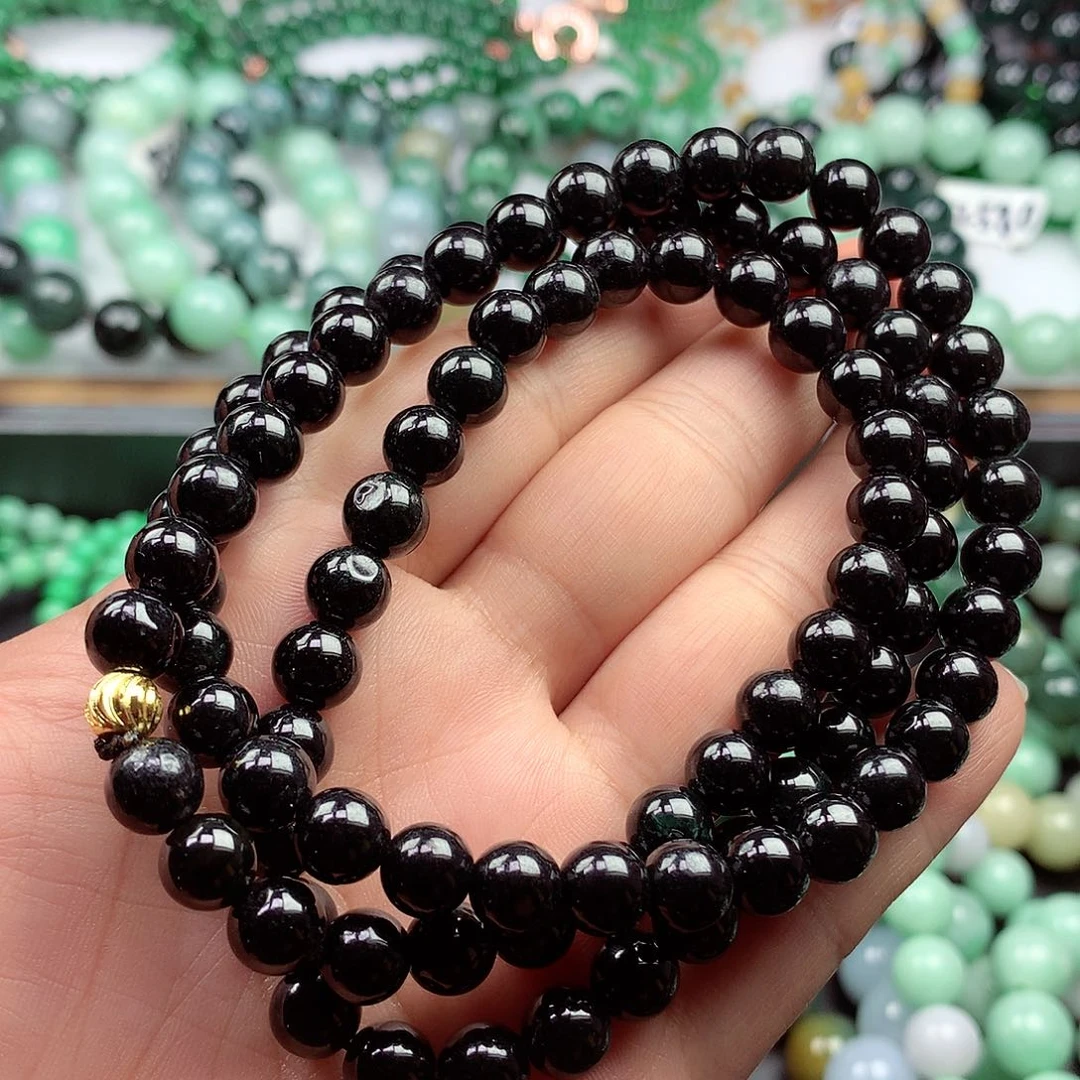 翡翠颈饰未镶嵌项链