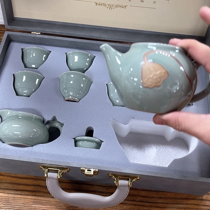 孤品茶具套装等。
