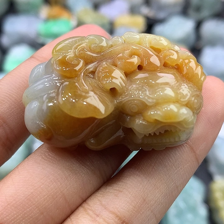 翡翠未镶嵌颈饰天然缅甸翡翠