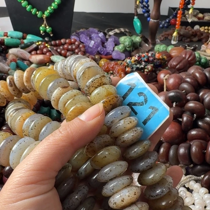 香***哥玛瑙/玉髓未镶嵌颈饰