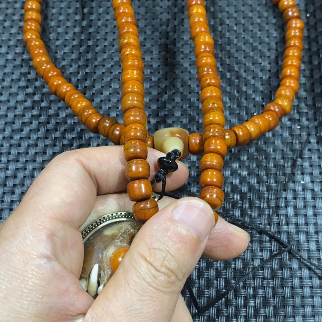 滴血莲花菩提吊坠