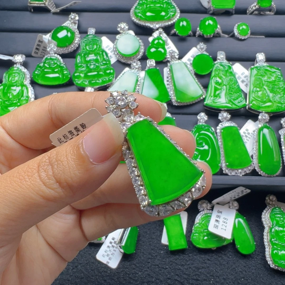 翡翠银S925镶嵌颈饰