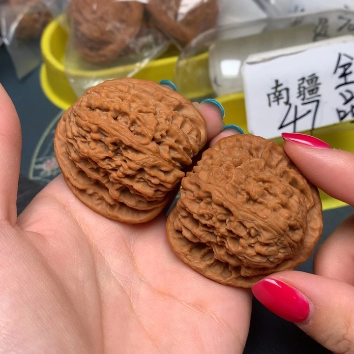 文玩核桃把件45-31038-0